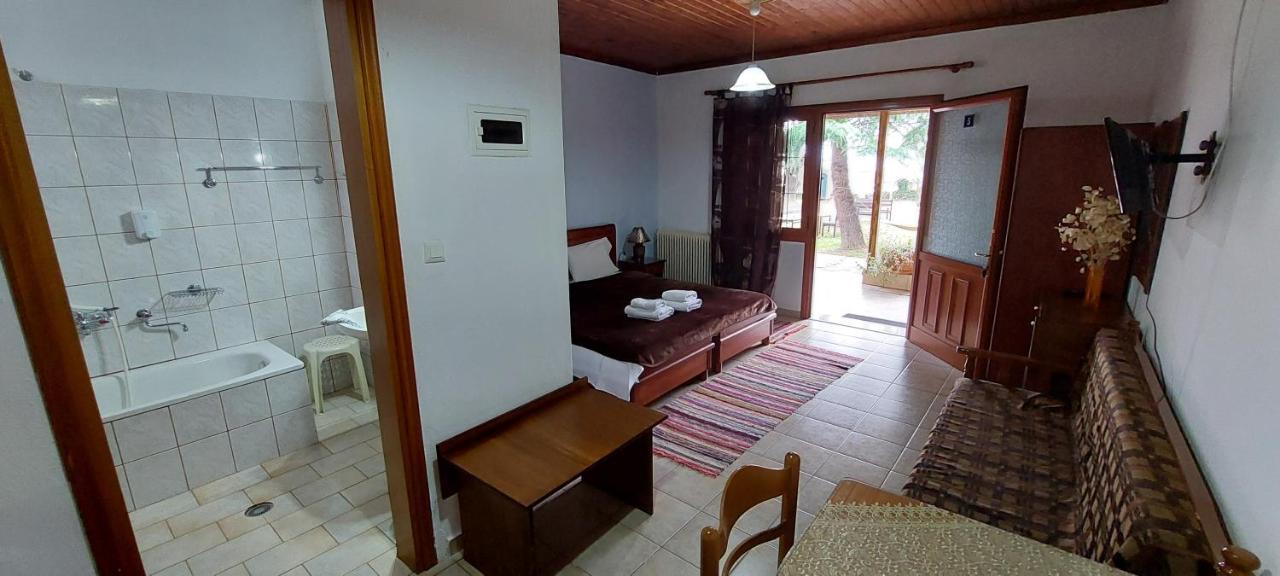 Appartamento Galini Káto Loutrákion Esterno foto