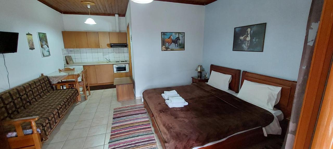 Appartamento Galini Káto Loutrákion Esterno foto