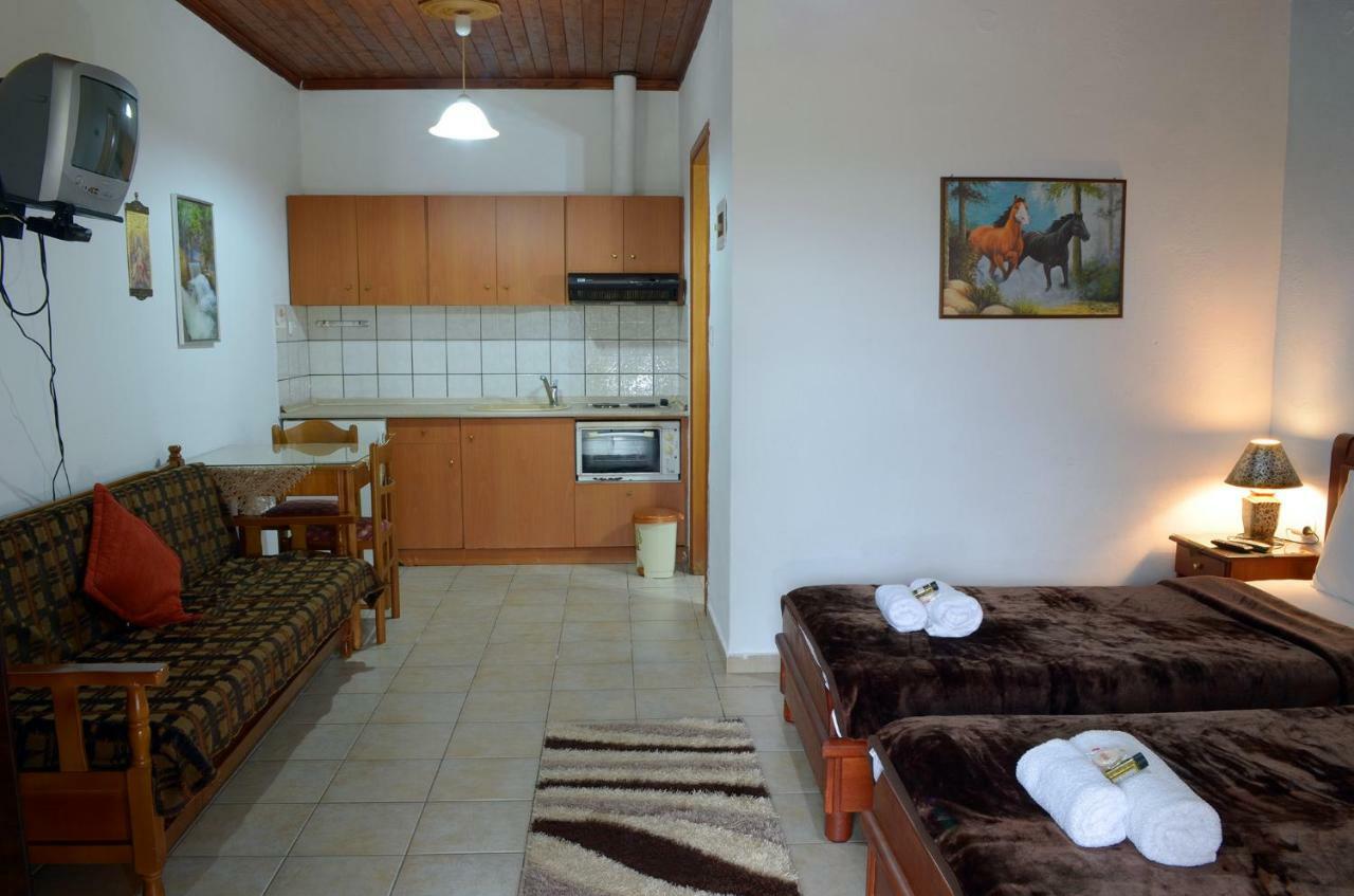 Appartamento Galini Káto Loutrákion Esterno foto